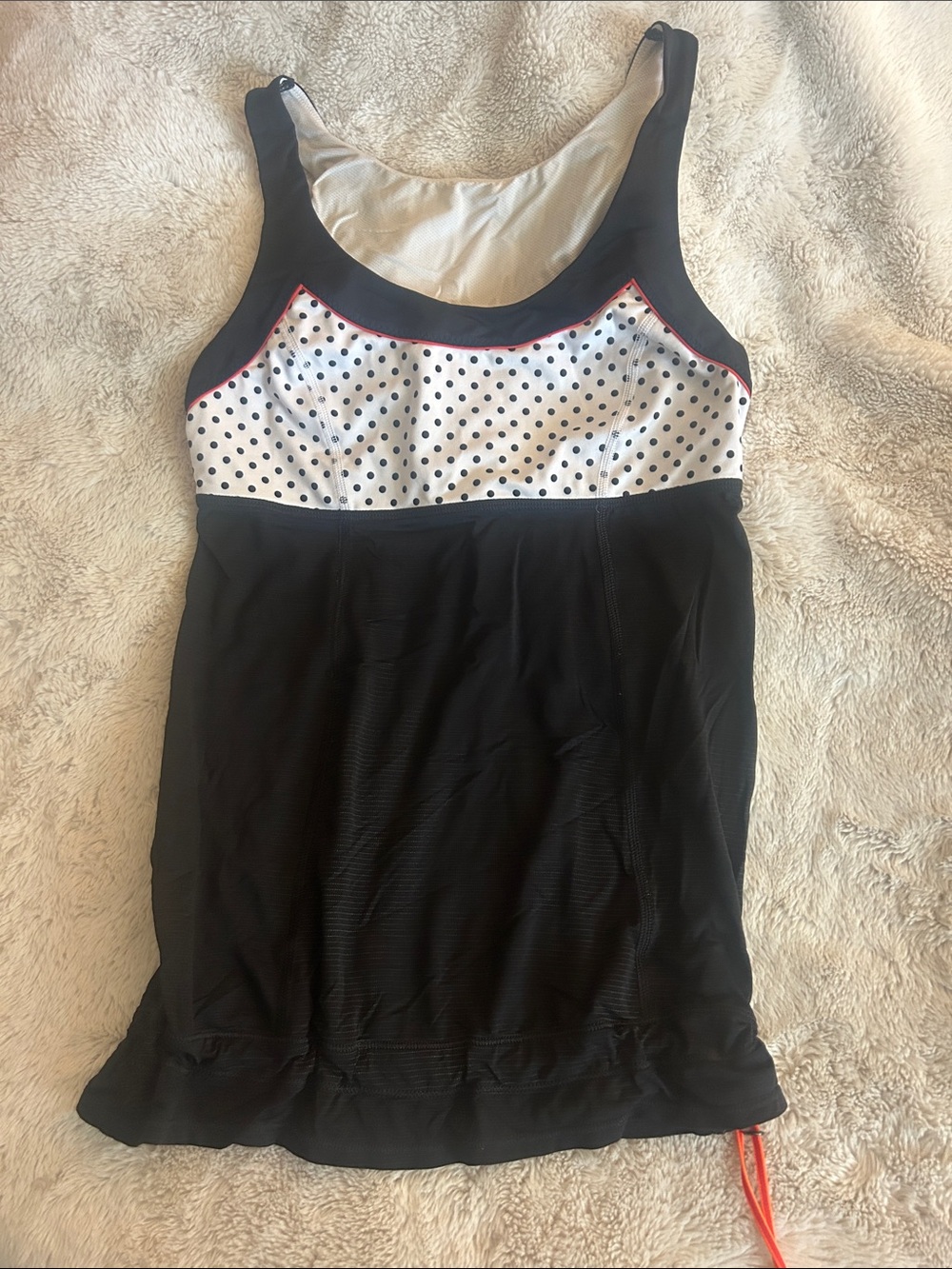 Lululemon tank, no tag, fits small